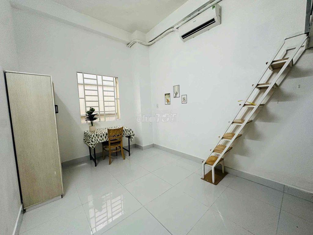 Cho thuê phòng trọ có gác rộng 30m2 ngay ngã tư ga gần đh ntt - 2