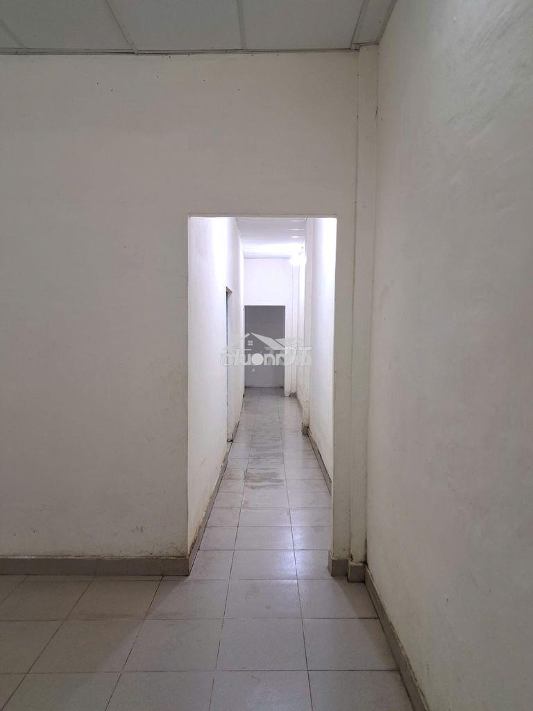 Cho thuê nhà nguyên căn có sân vườn – quận 6 - 4