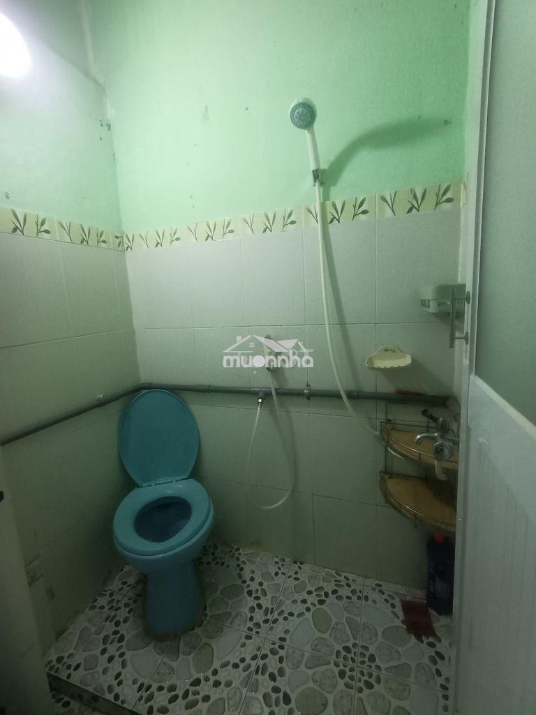 Cho thuê phòng trọ quận 4 - 2
