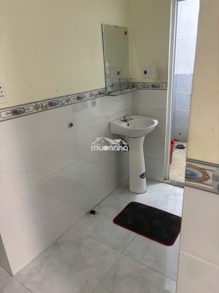 Cho thuê nhà phường tân hiệp giá 4,8 triệu - 4