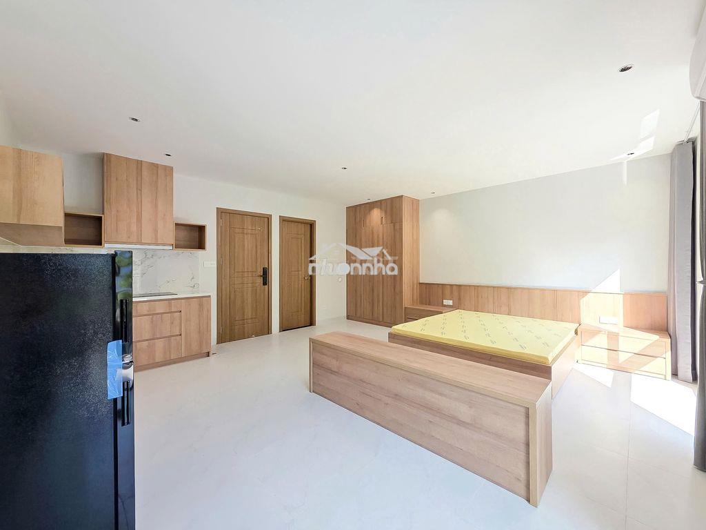 Cho thuê chdv studio ban công q7 gần lotte mart tdtu ufm 10p qua q4 - 2