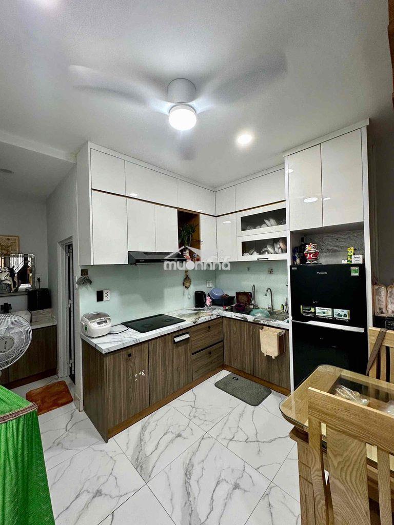Nhà nên thuê ở full nt hẻm ô tô giá rẻ 9tr - 2