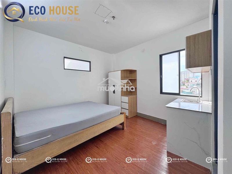 Cho thuê studio cửa sổ trời