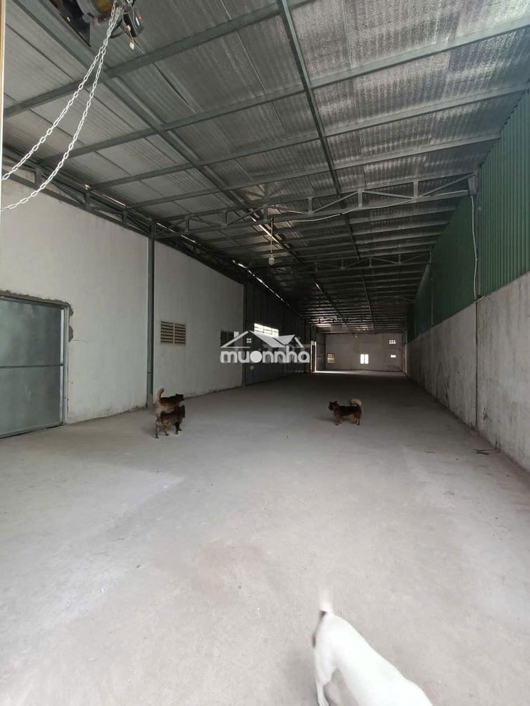 Nhà tiền chế 250m2 - 1wc - làm kho + vp - đường số 9 linh tây - pvđ
