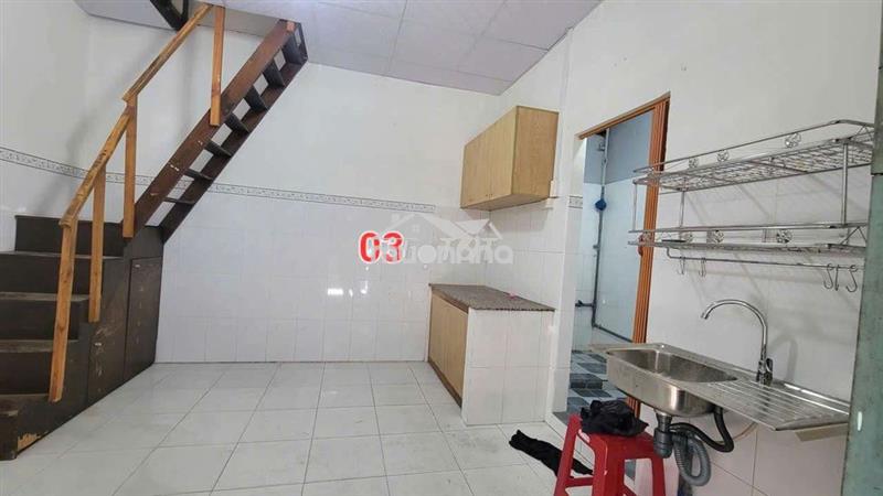 Ngay vòng xoay lê đại hành