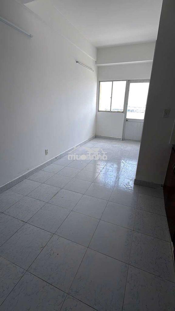 Bán căn hộ lê thành tân tạo giá 660tr bao phí 