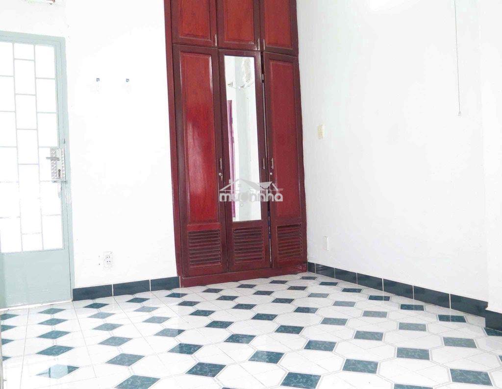 Nhà 6,5m x 9m nở hậu với 57m2 gồm 1trệt 1lầu 3phòng ngủ - 3