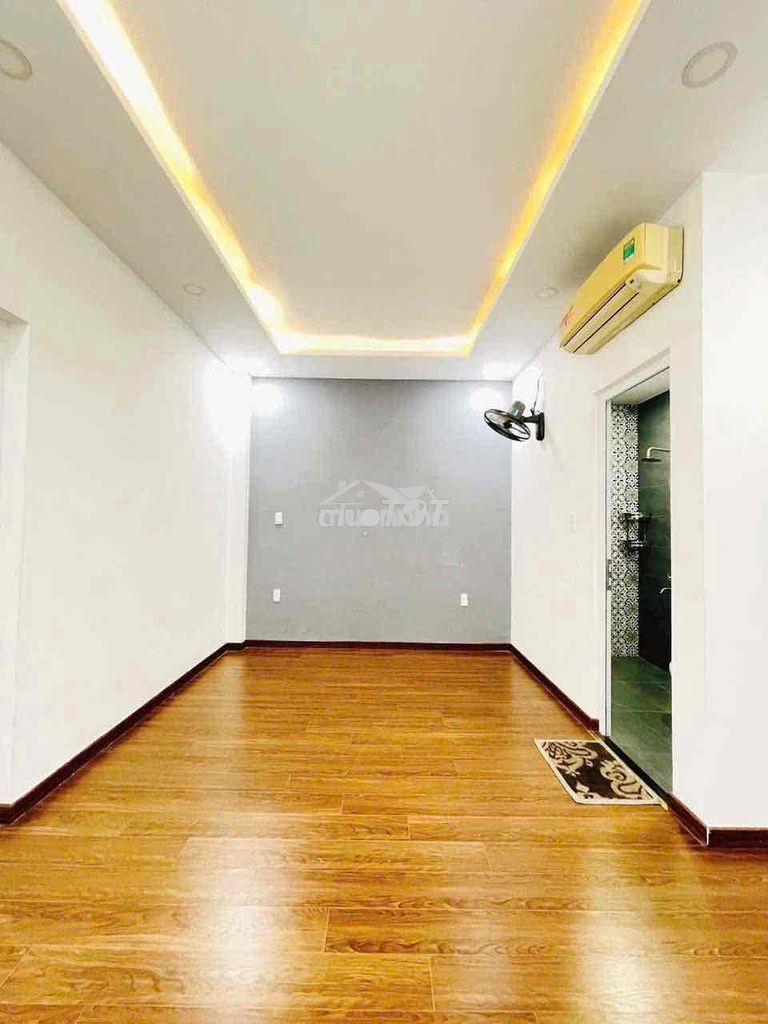 Nhà 2 lầu 5x17 hẻm 8m khu đồng bộ đẹp có nội thất - 4