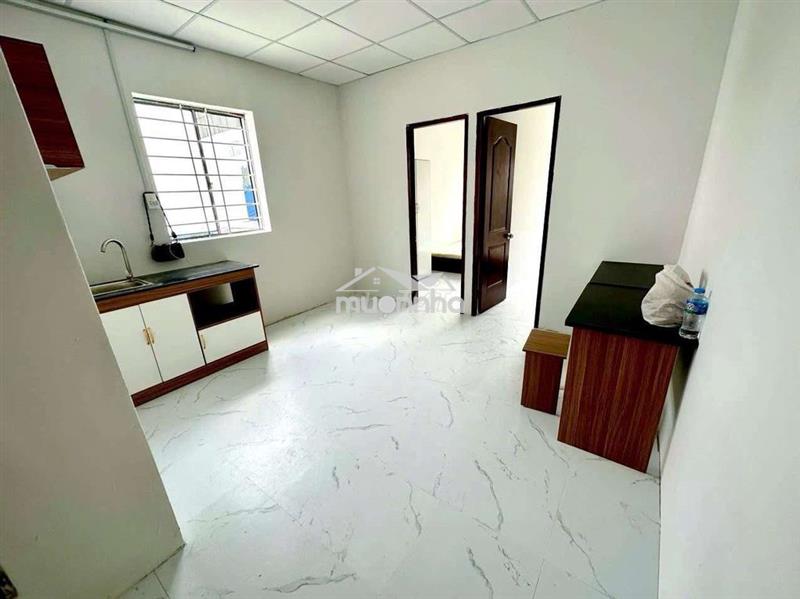 Căn hộ mới 2 pn ,phòng bếp ,ban công sau
