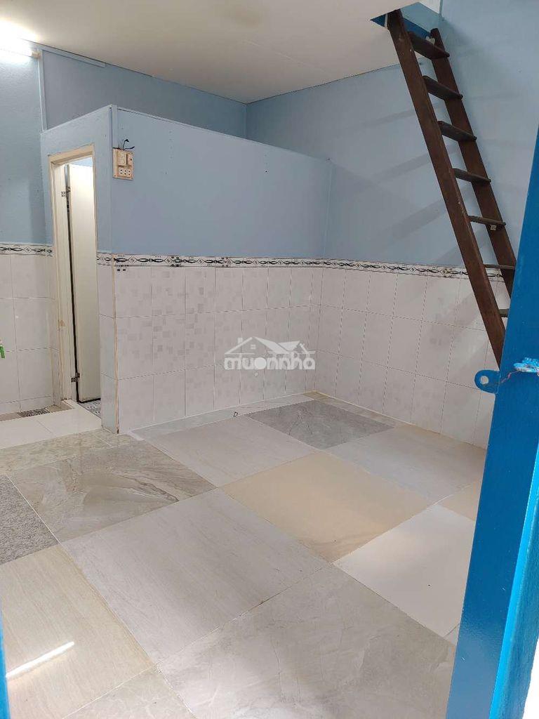 Cho thuê phòng trọ 40m² – gác suốt rộng rãi – gần các trường đh