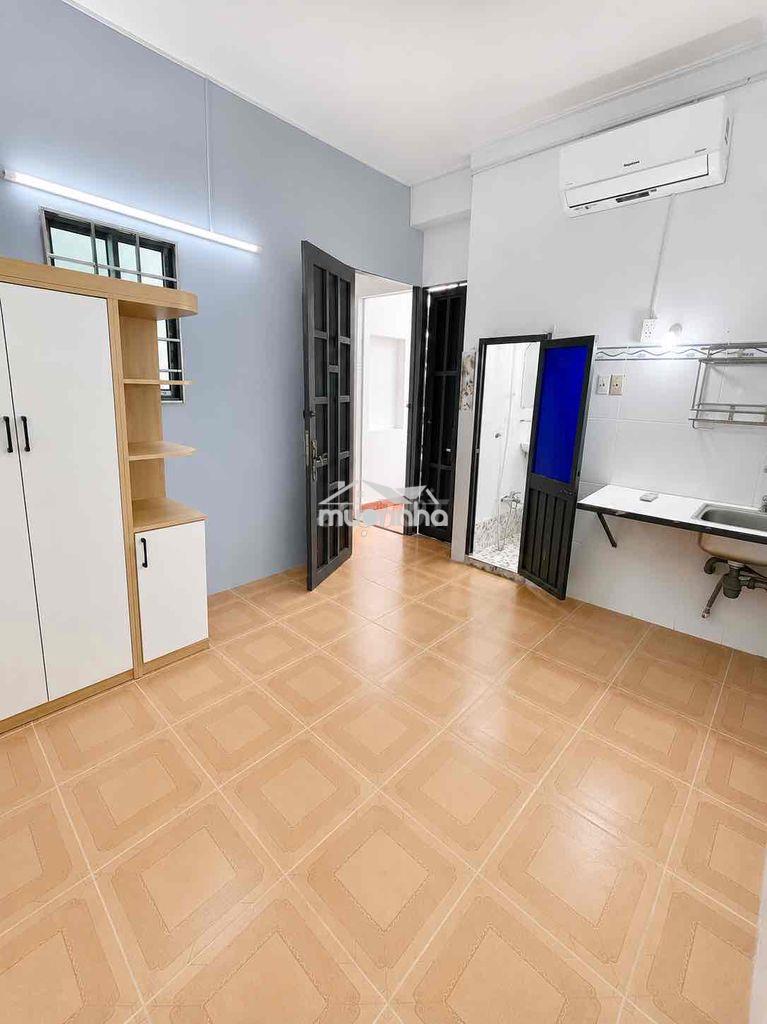 Cho thuê phòng studio bancol cửa sổ trời giá rẻ gần aeon tân phú