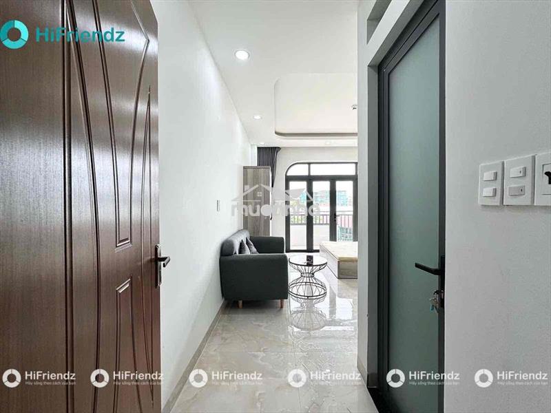 Cho thuê căn hộ mới ban công ngay dương quảng hàm gần đại học vlu-iuh