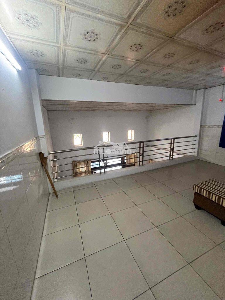 Nói rẻ ko ai tin - nhà 130m2 hóc môn – 2 lầu – full nội thất - 4