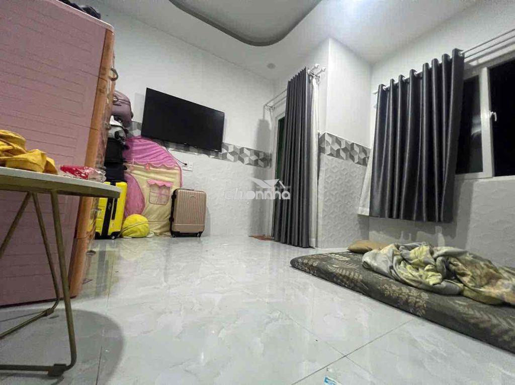 Nhà đẹp nở hậu quận 4 - 4