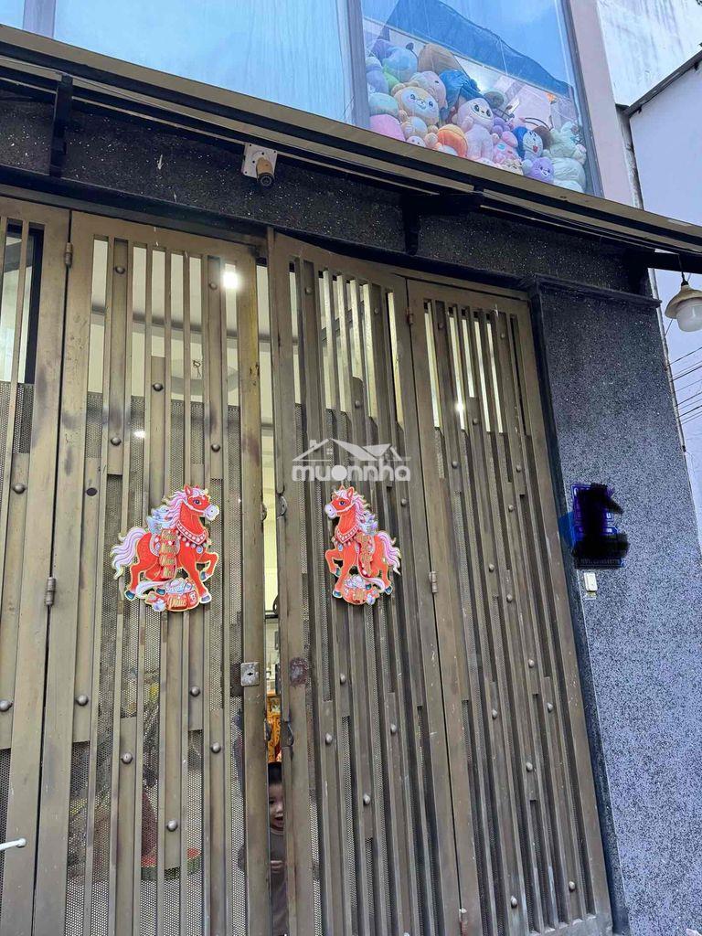 Bán nhà lưu hữu phước