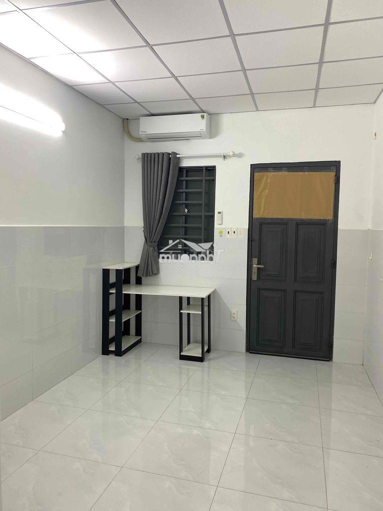 Phòng cho thuê đối diện pmp qt q12 - 2
