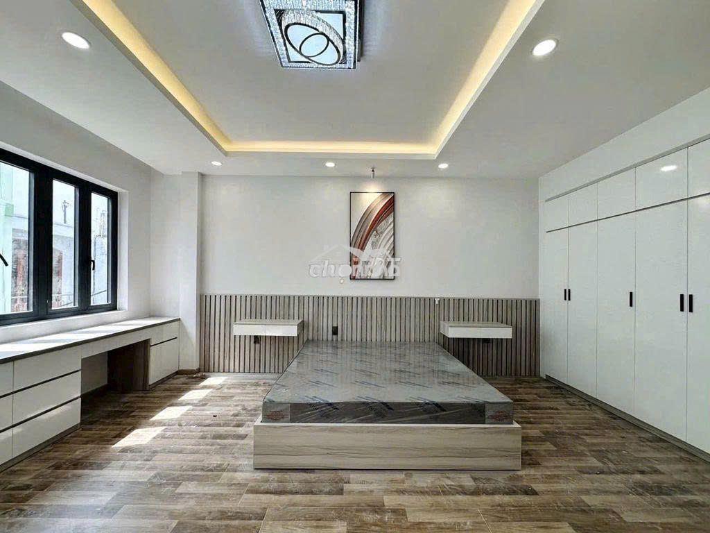 👉 Nhà rộng hxh cửu long_q.tb_8x20m, trệt 3 lầu, sẵn máy lạnh. - 2