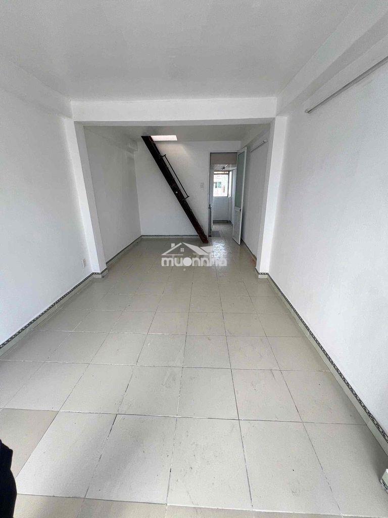 Cho thuê nhà 3/2 q11 hẻm 4m nhà mới trệt 4 lầu st 4 pn 4 wc 17tr tl - 2