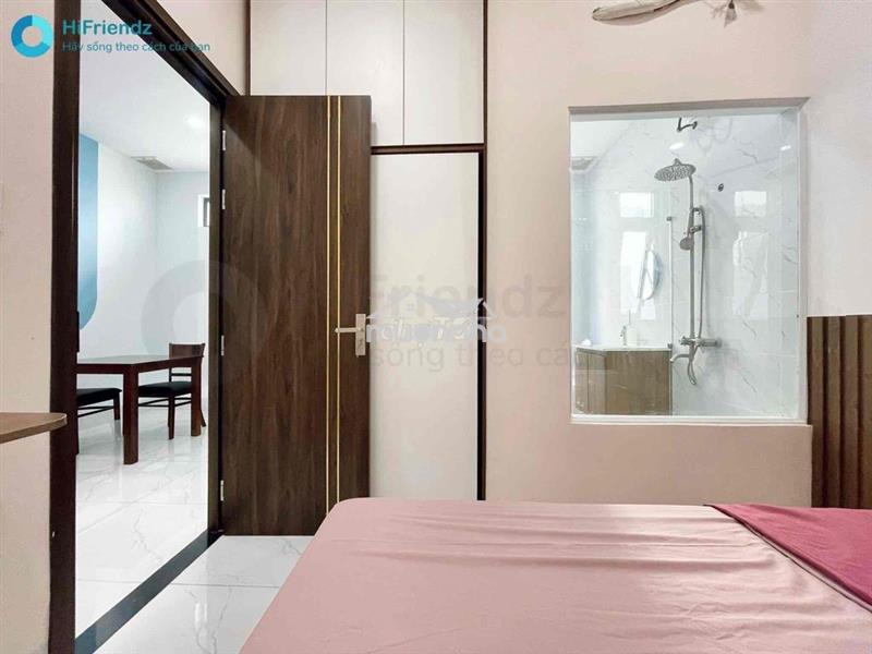 Cho thuê chdv trong chung cư 2pn 1wc mới 100% ngay cầu kinh thanh đa