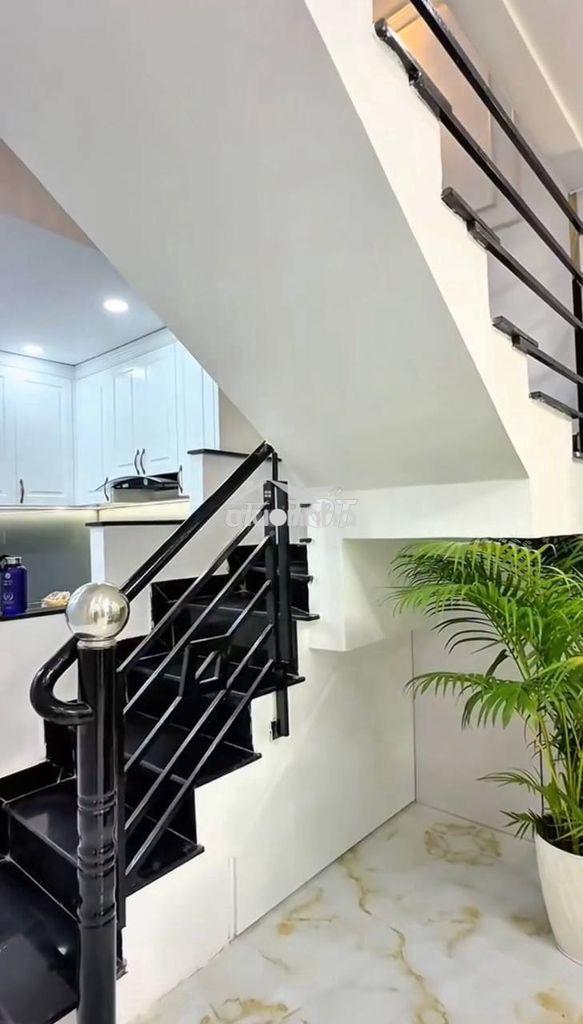 Nhà 3 tầng-ở liền-gần đường xe tải-kế chợ bùi văn ba-4pn-nhỉnh 4 tỷ - 2