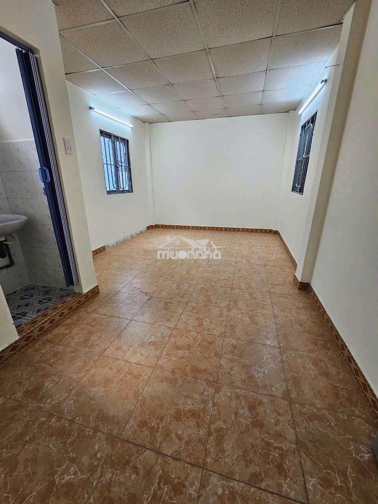 Nguyên căn cho thuê 3pn điện biên phủ quận 3.