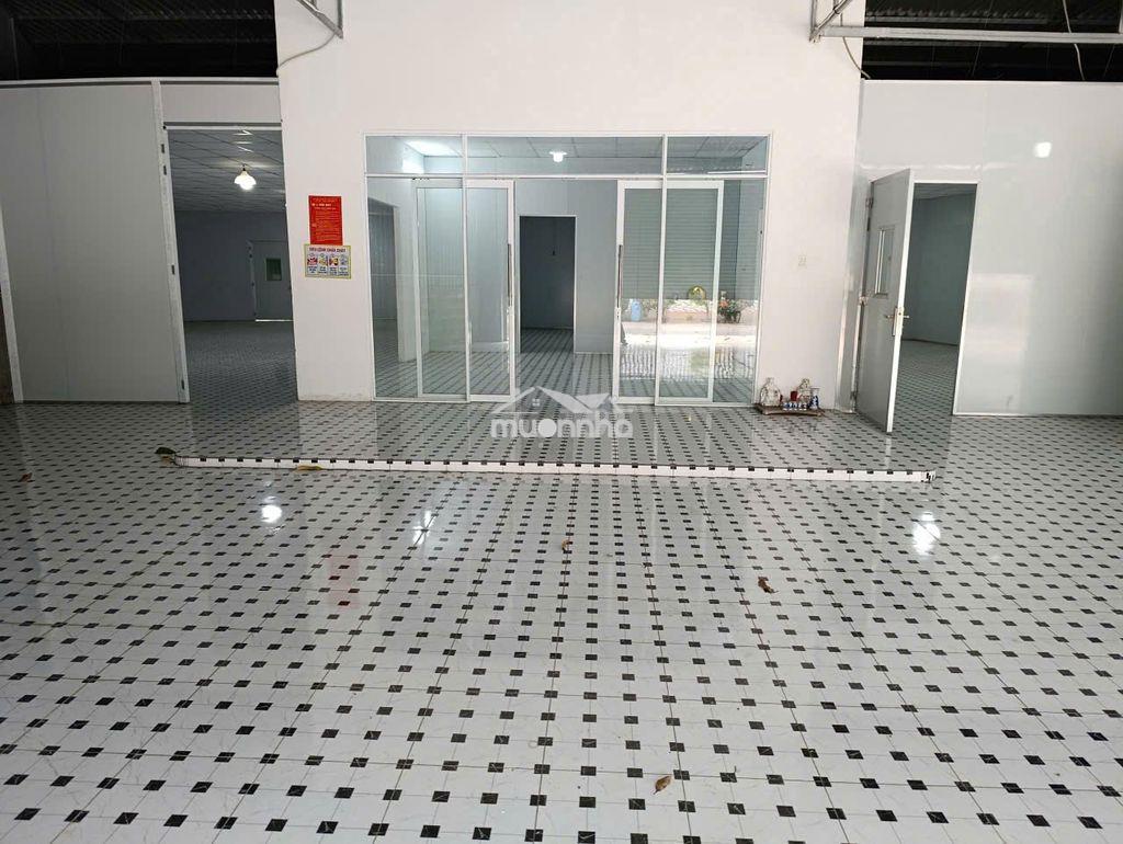 Xưởng 700 m2 | mt củ chi | giá : 9 triệu  - 3