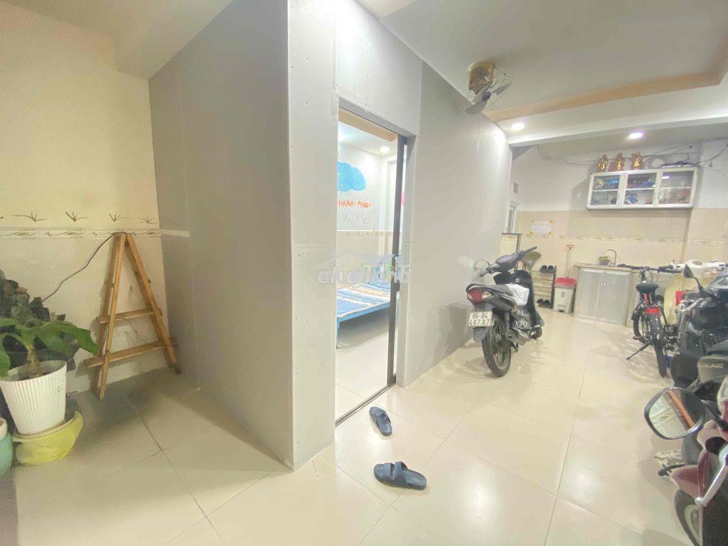 Cho thuê phòng trệt lê văn sỹ -3.6tr bao hết mọi chi phí cho 1 người - 2