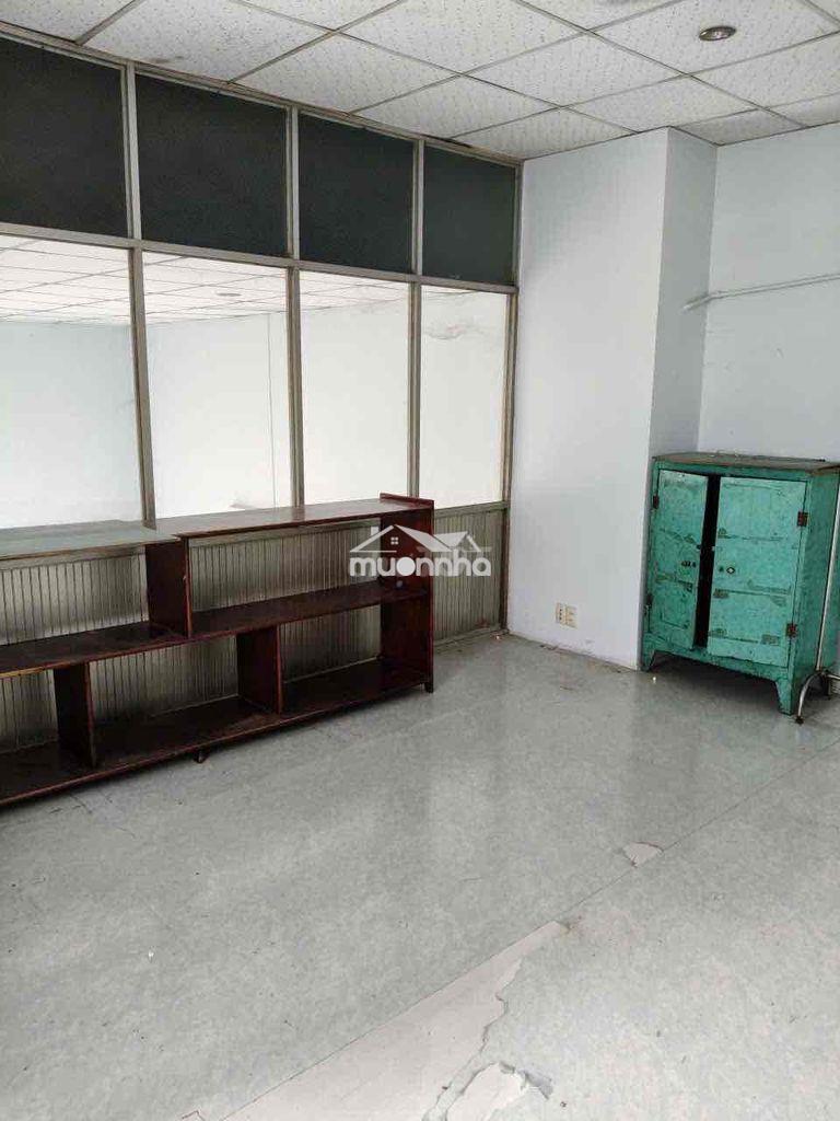 Nhà mặt tiền - 2