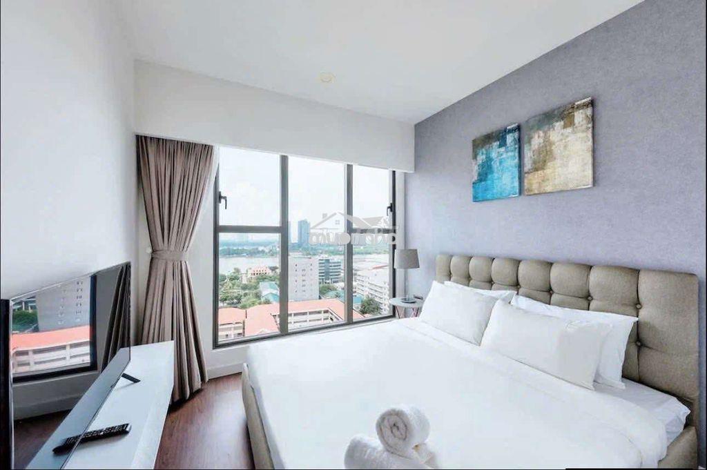 3pn view pháo hoa ở bến vân đồn q4 đi 5p tới q1. l/h : *** - 4