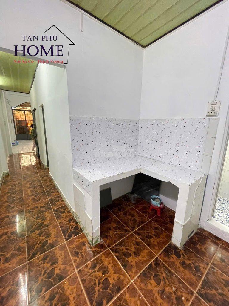 Hẻm 4m gò dầu, cấp 4 lửng, 4 x 18m, 2 phòng ngủ, 1 wc - 3