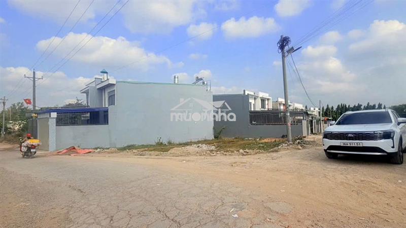 Gồng hết nổi bán đất