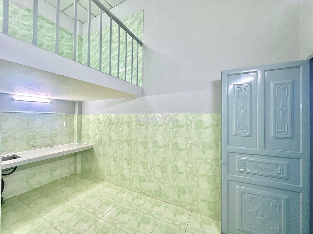Gác cao, view ban công thoáng mát, có ml - ngay ngã tư thủ đức - 2