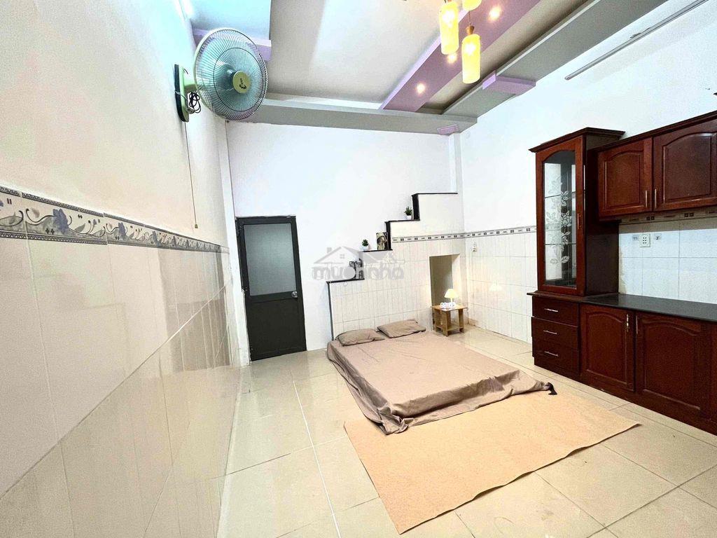 Chính chủ cọc 1tr phòng tầng trệt ngay chợ hiệp thành - 2