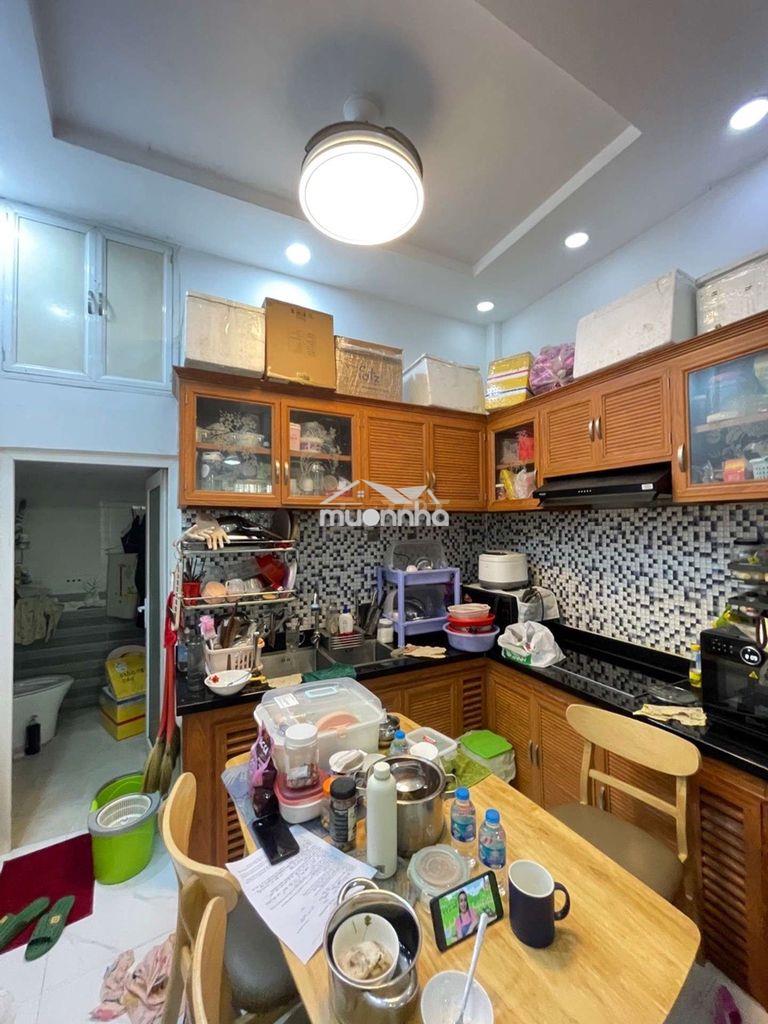 Nhà 2 tầng, tân phú , 30m2, lũy bán bích