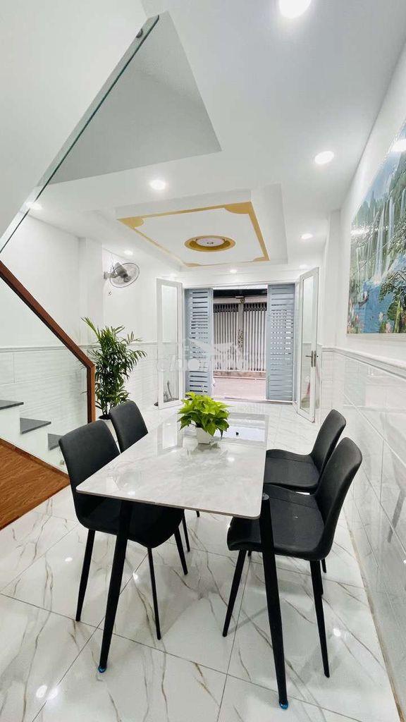 30m2 nhà 3 tầng hẻm xe hơi tân phú, 3.75 tỷ