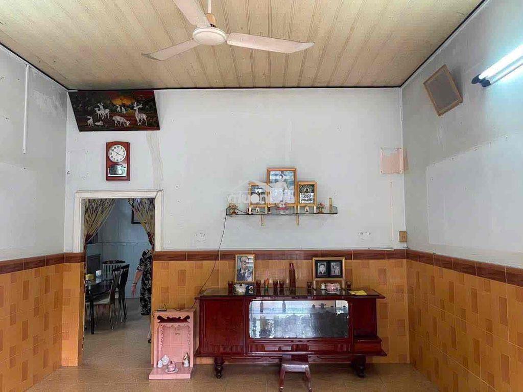 Nhà sau lưng becamex - ngang 5,8 - kdc full thổ cư - chỉ 3t - 4