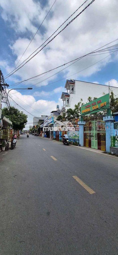 Nhà mặt tiền buôn bán gần 100m gần ngã tư chiêu liêu - 2
