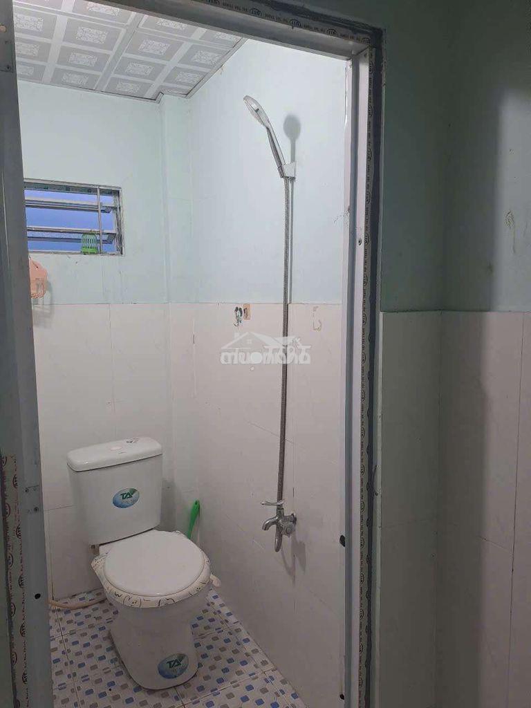 Cho thuê phòng trọ máy lạnh 