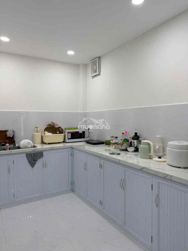 Cho thuê nhà hẻm 1041 -   sát him lam - p. tân hưng q7 ( hẻm xe hơi) - 2