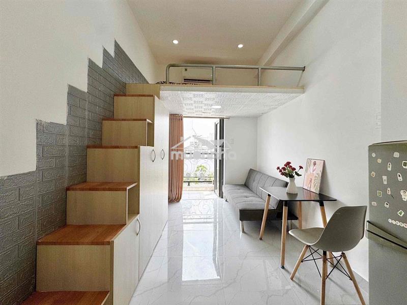 Phòng trọ có gác ban công mới gần văn lang - iuh rộng 25m2