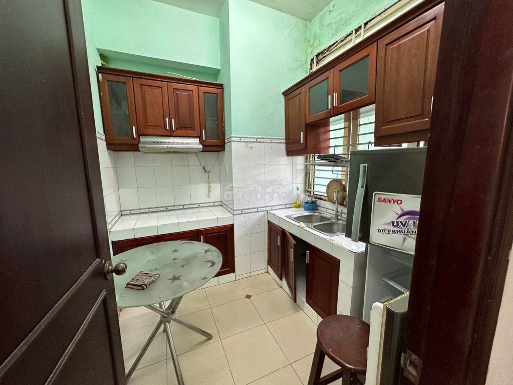 Cho thuê căn hộ chung cư 312,dt70m2, 2pn,2wc có nội thất 1/9 ở giá 9tr - 2