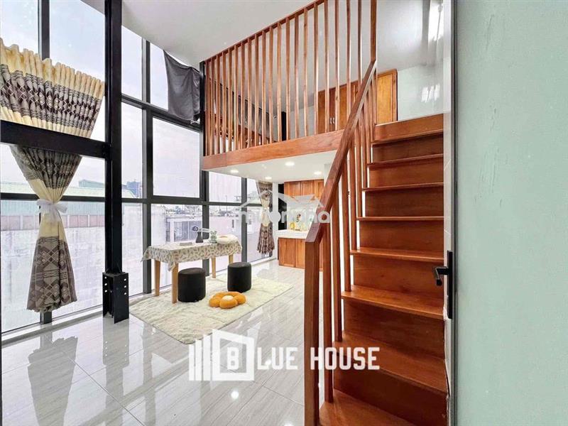 Cho thuê căn hộ gác cao 1m7 view kính ngay đại học công thương ( huit)