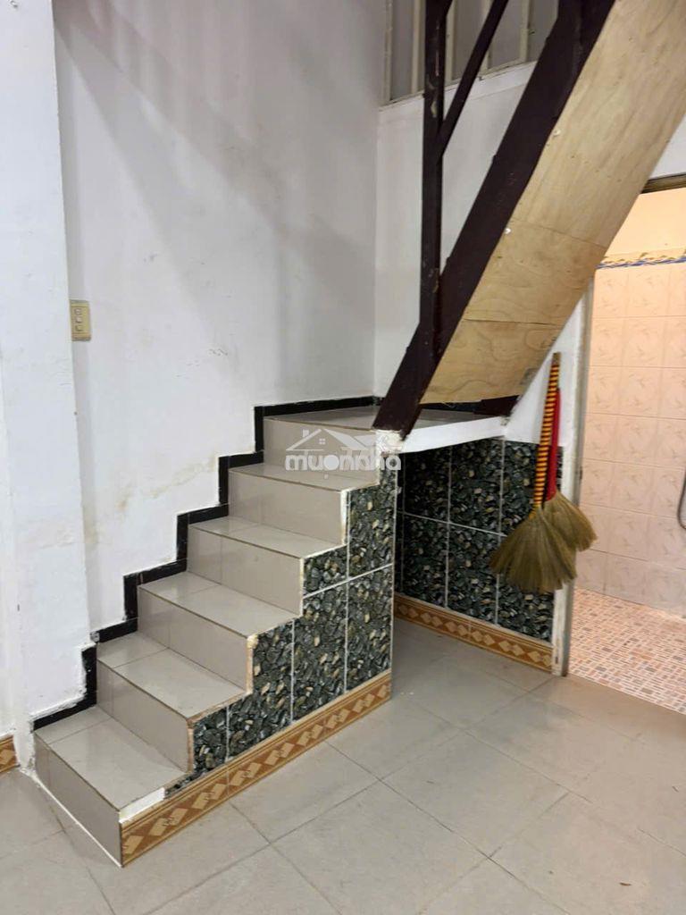 Cho thuê nhà nguyên căn  hẻm 49  giá thuê 5,500,000 - 3