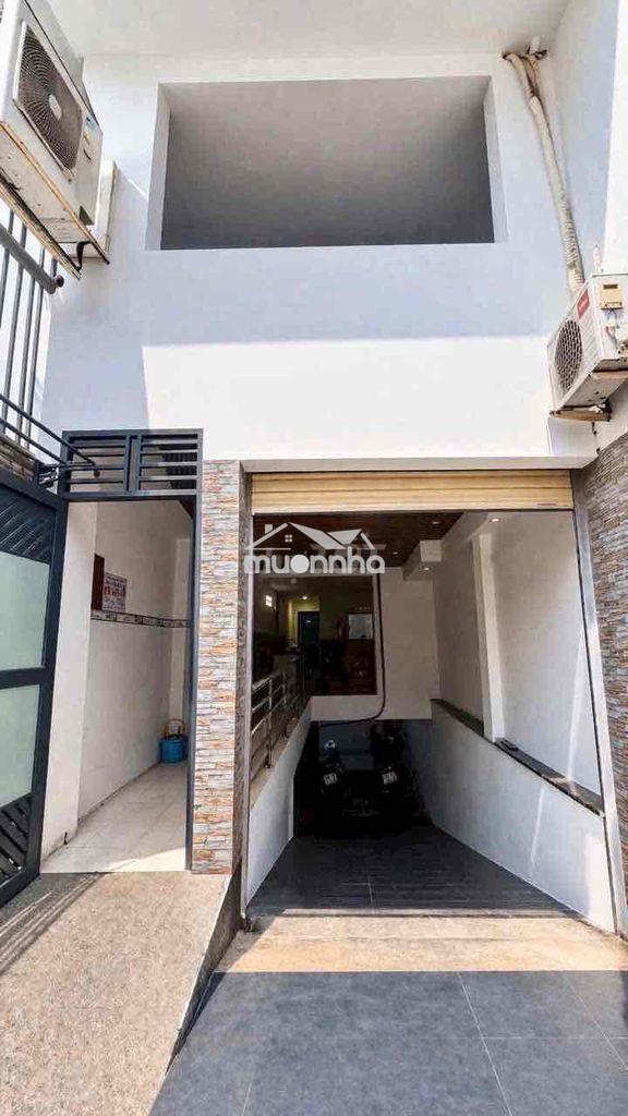 Bán căn hộ dịch vụ mặt tiền đường số có tầng hầm - 3