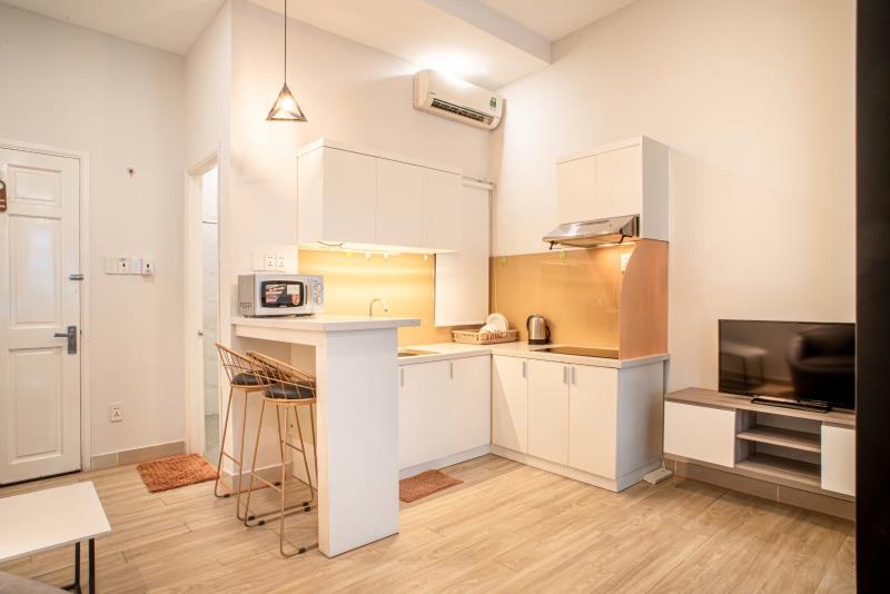 Cho thuê căn hộ 1 phòng ngủ balcony - thang máy - chợ bến thành - đại học văn lang - hoa sen - takashimaya - 2