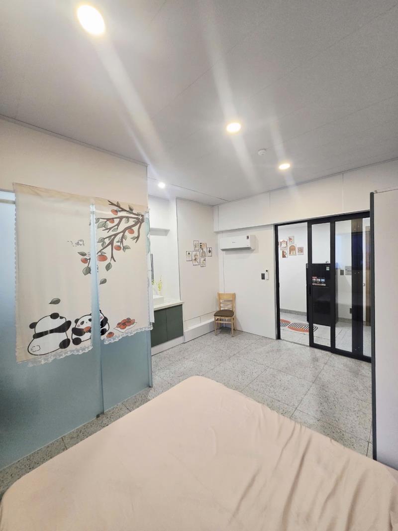 1pn 40m² siêu thoáng – gần hutech, uef, hiu | phan văn trị, bình thạnh - 2