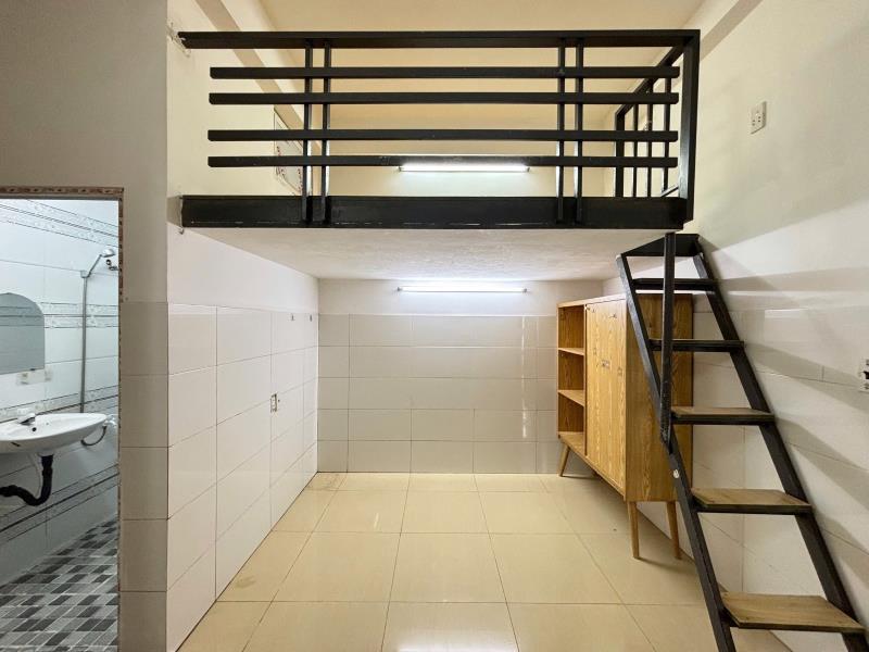 Cho thuê phòng trọ có gác máy lạnh gần đại học công thương và mũi tàu trường chinh cộng hoà - 3