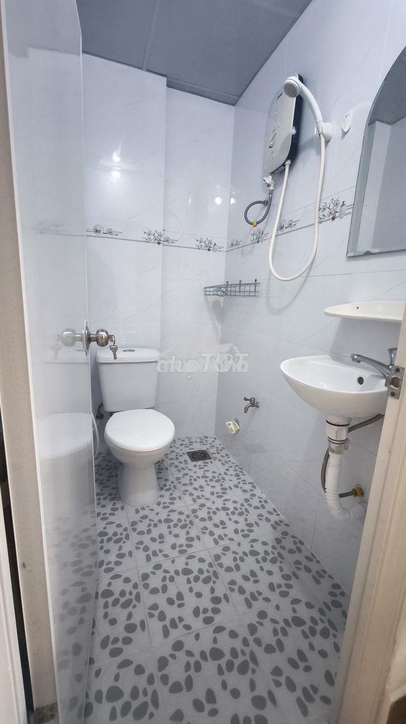 Phòng mới, máy lạnh trần bình trọng q5 - 3