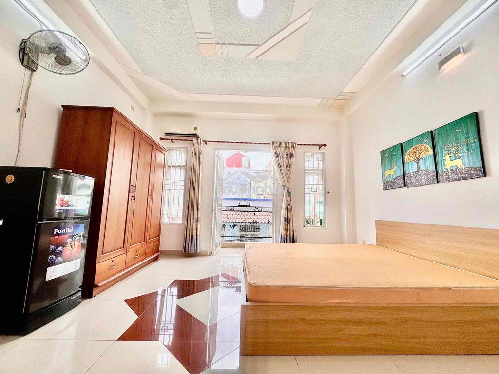 Cho thuê phòng ban công siêu thoáng full nội thất gần đại học kinh tế - 2