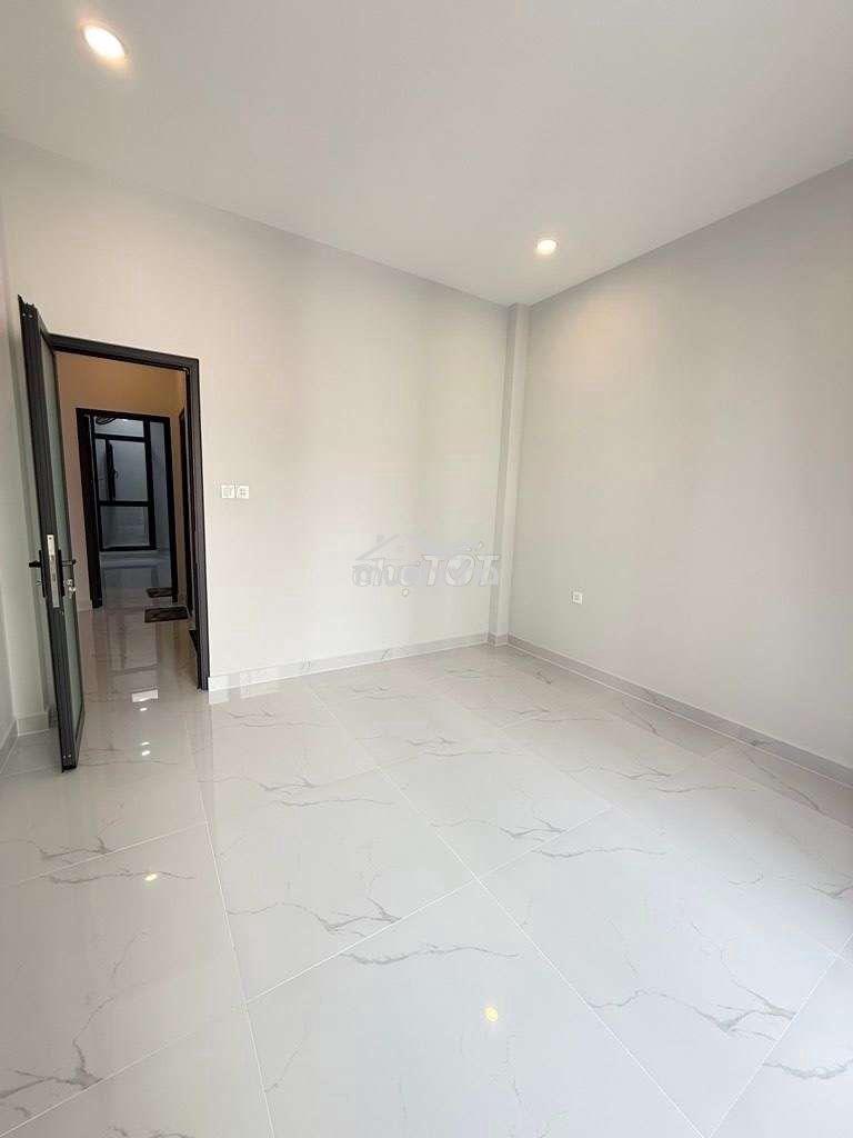 Ngay hẻm 174 đặng văn ngữ – gần 50m2 - ô tô đậu ngày đêm - tiện kd - 4